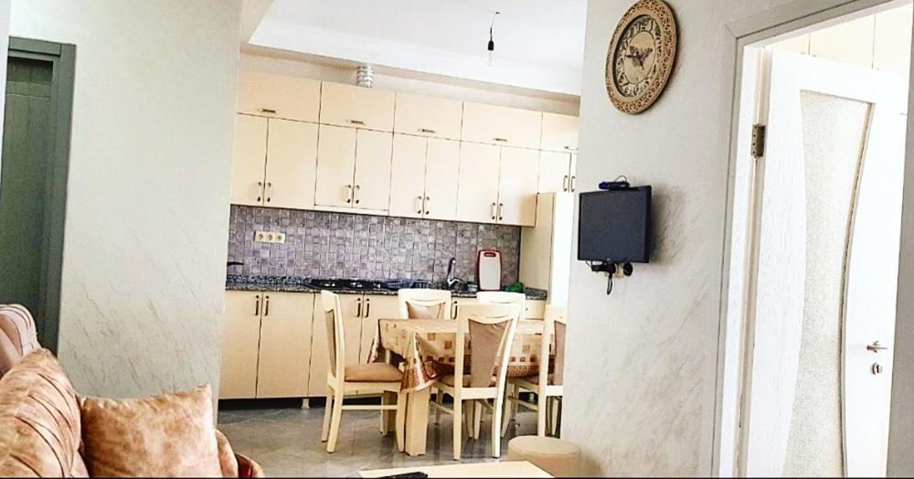 Sea Luxury Apartment Батумі Екстер'єр фото